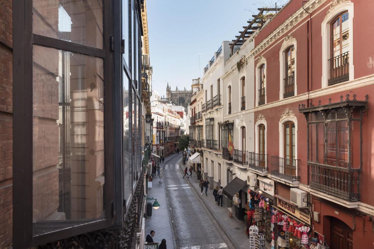 Puerta Catedral Holiday Suites Sevilla Buitenkant foto