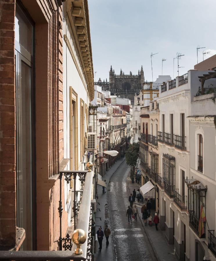 Puerta Catedral Holiday Suites Sevilla Buitenkant foto